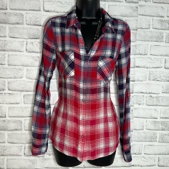 Skies Are Blue Stitch Fix Ombre Button Down Flannel Shirt Plaid Medium - Picture 1 of 5